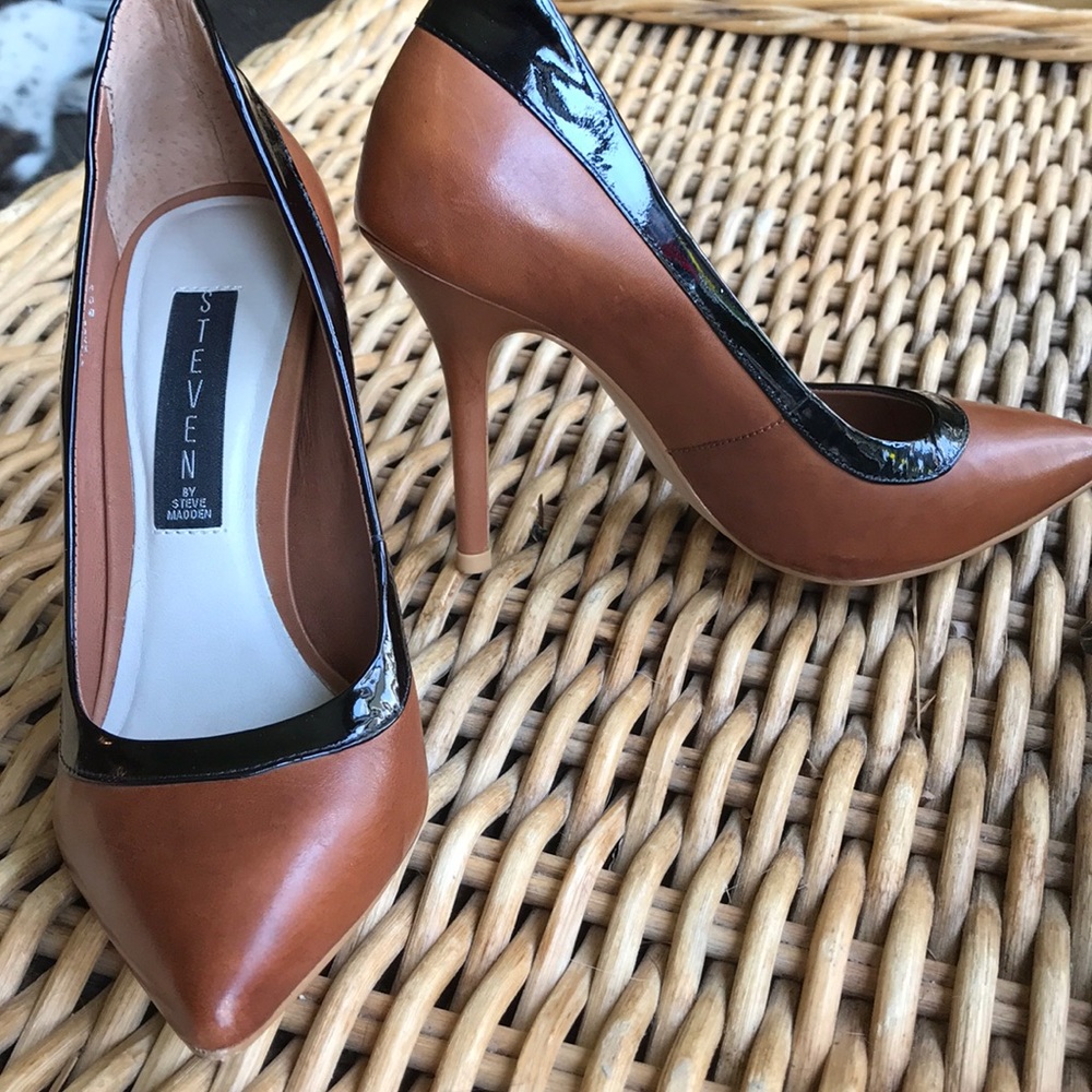 NWOT Steve Madden heels
